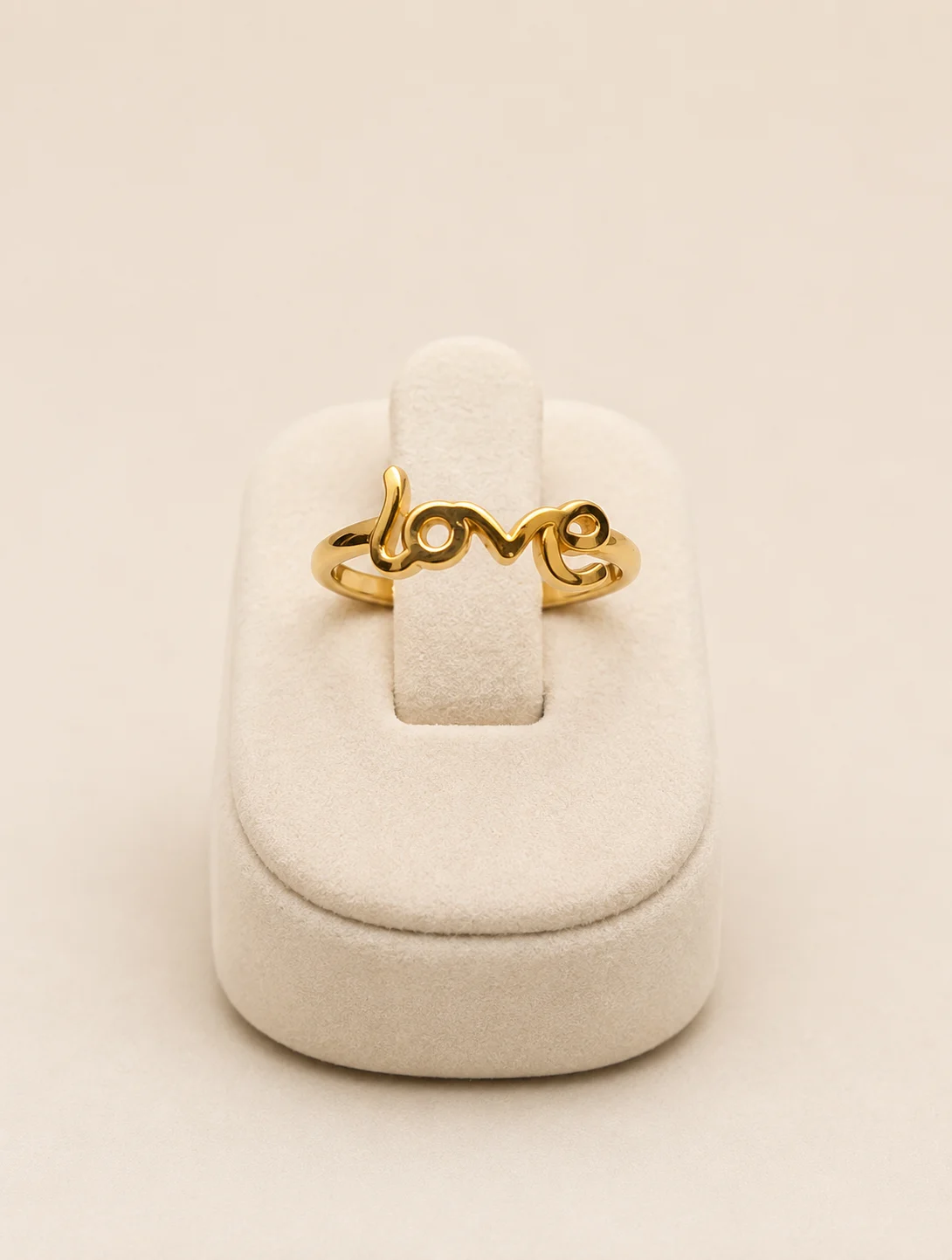 انگشتر LOVE