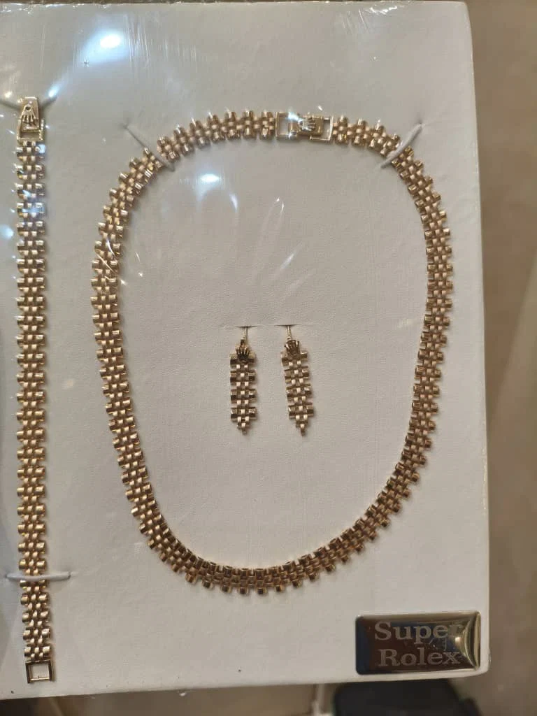 سرویس طلای رولکس.