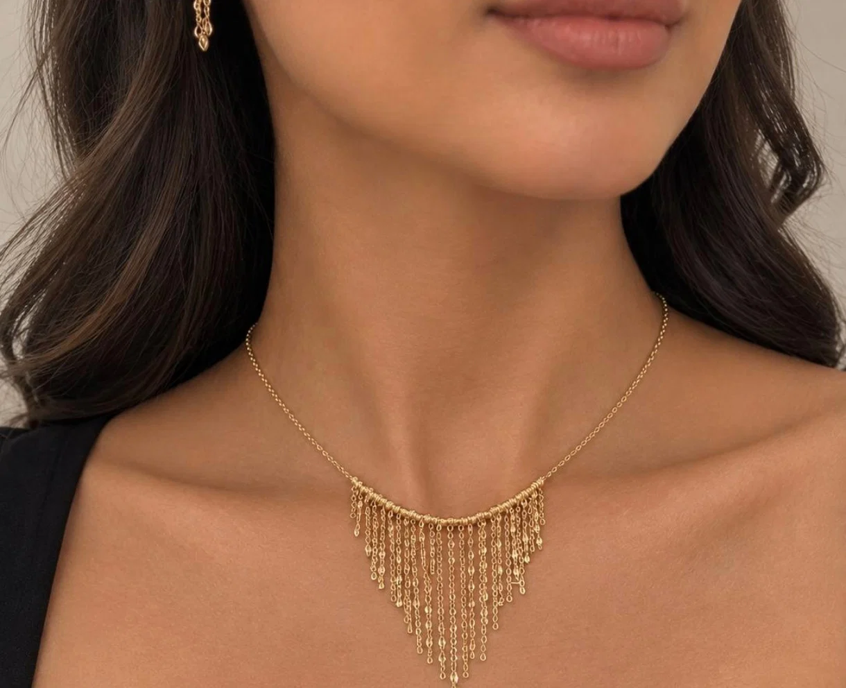 گردنبند شرابه ای