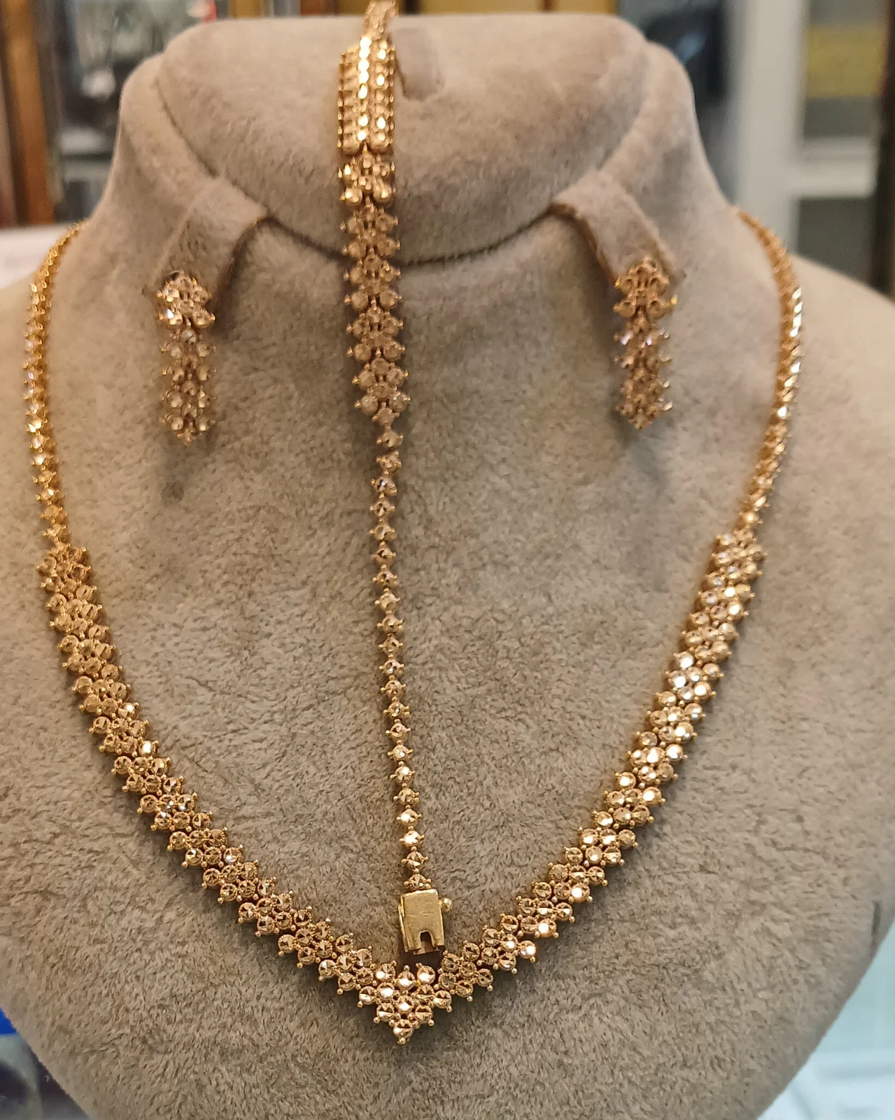سرویس تراش