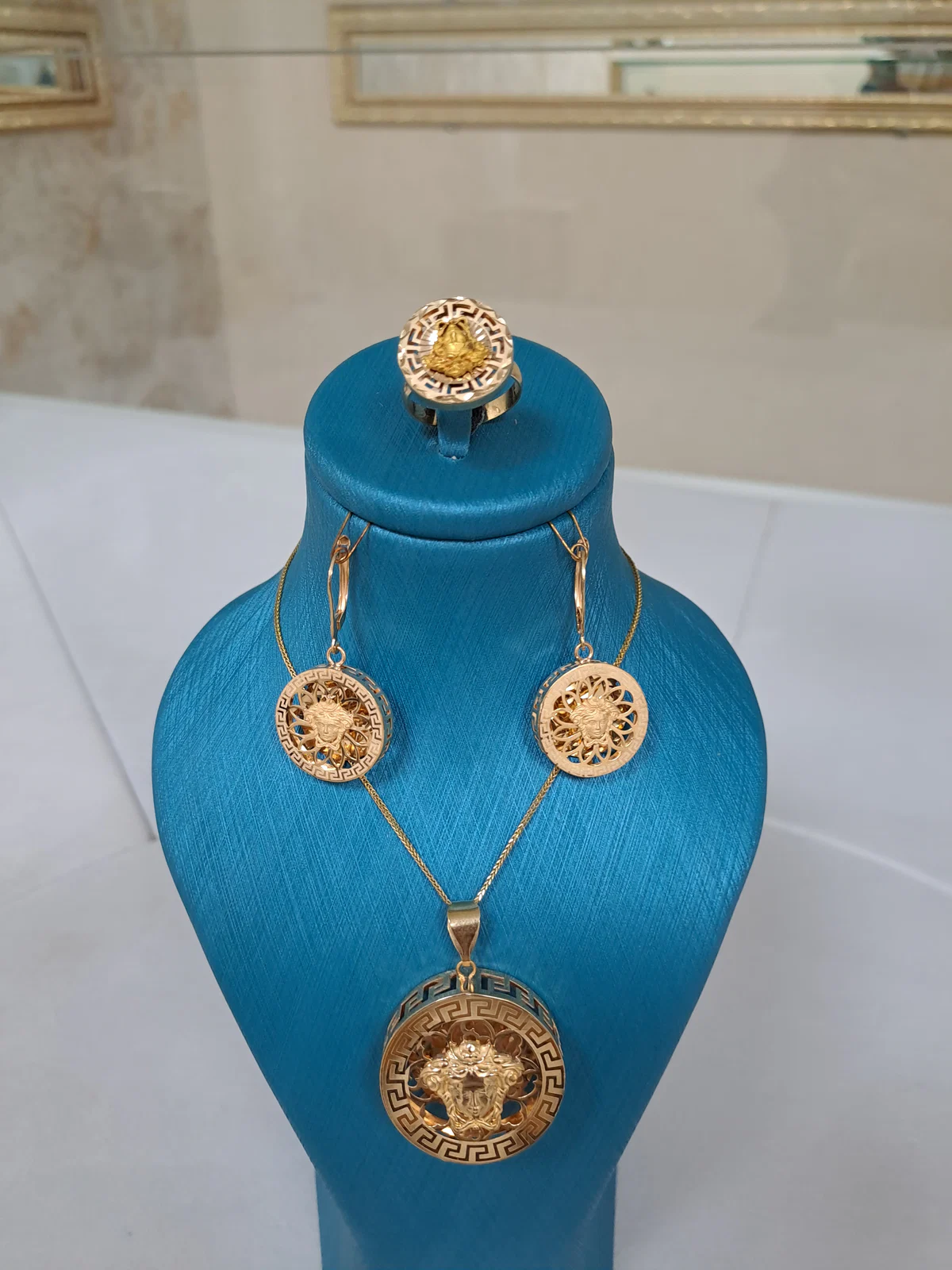 نیم ست ورساچه