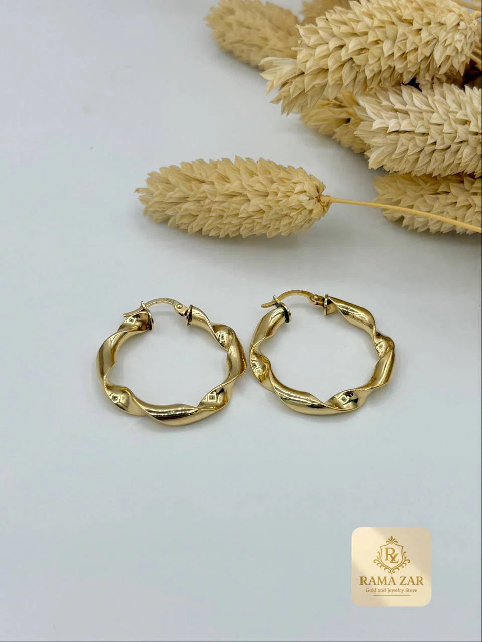 گوشواره حلقه ای نمادار اورستلا