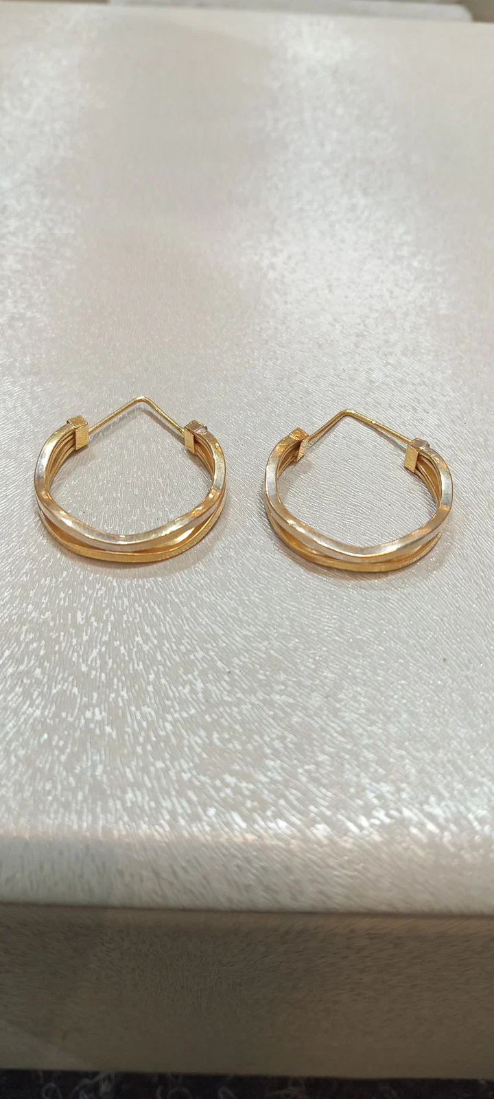 گوشواره طرح حلقه ای