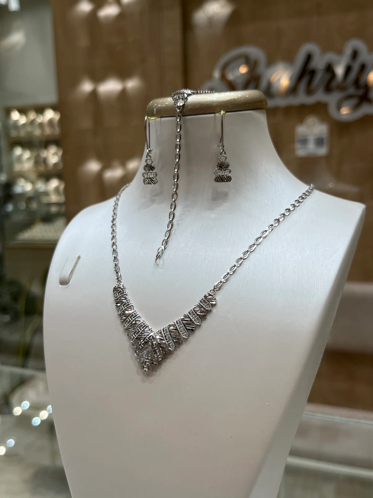 سرویس تمام تراش نمادار بدون نگین