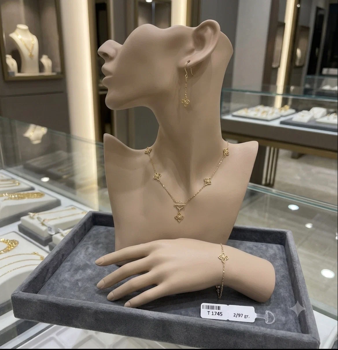سرویس کامل طـرح ون کلیف