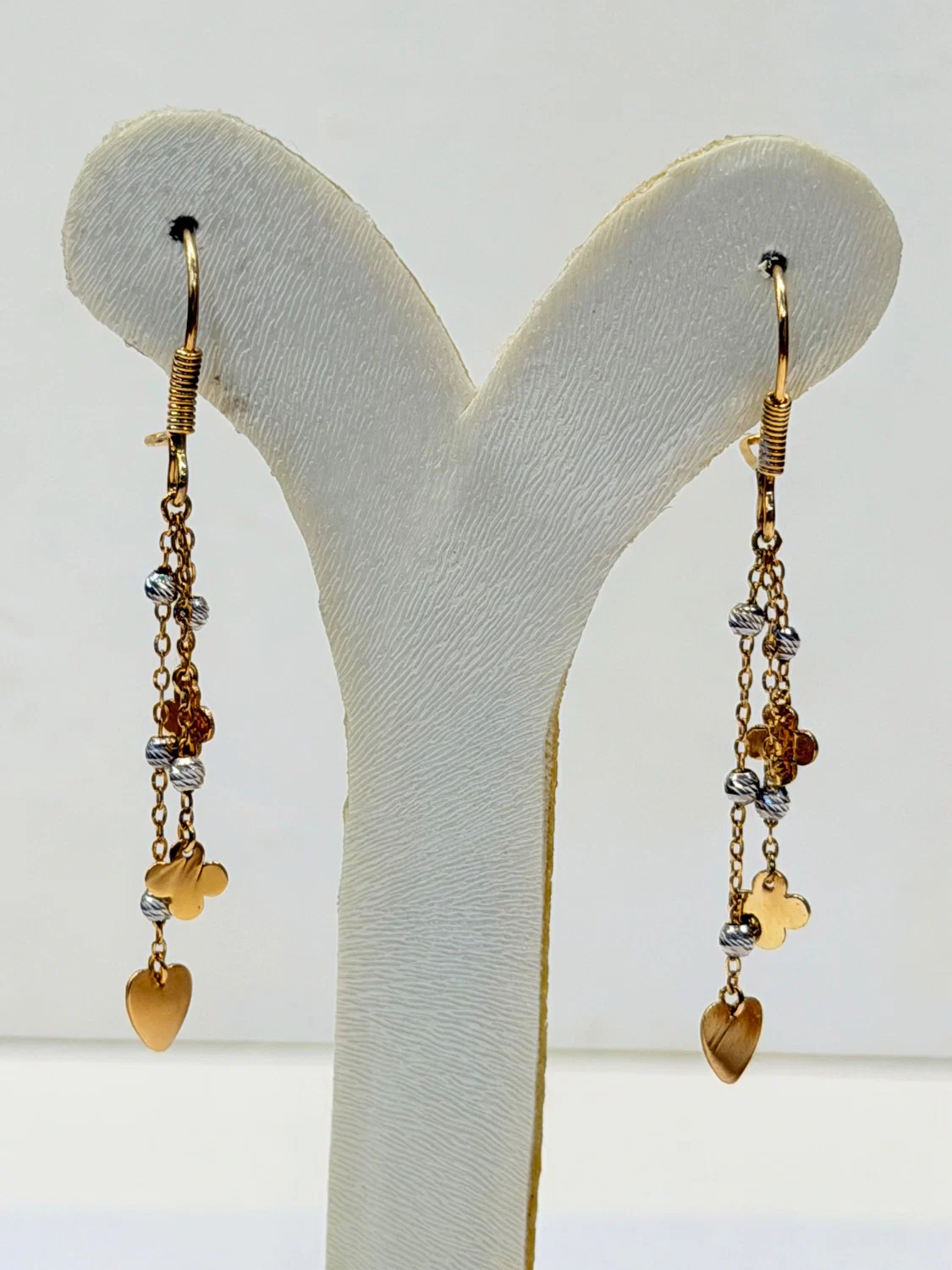 گوشواره شرابه ای